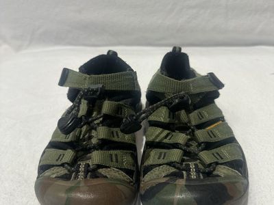 Keen Toddler Size 10 Olive Green WP Hiking Sandals