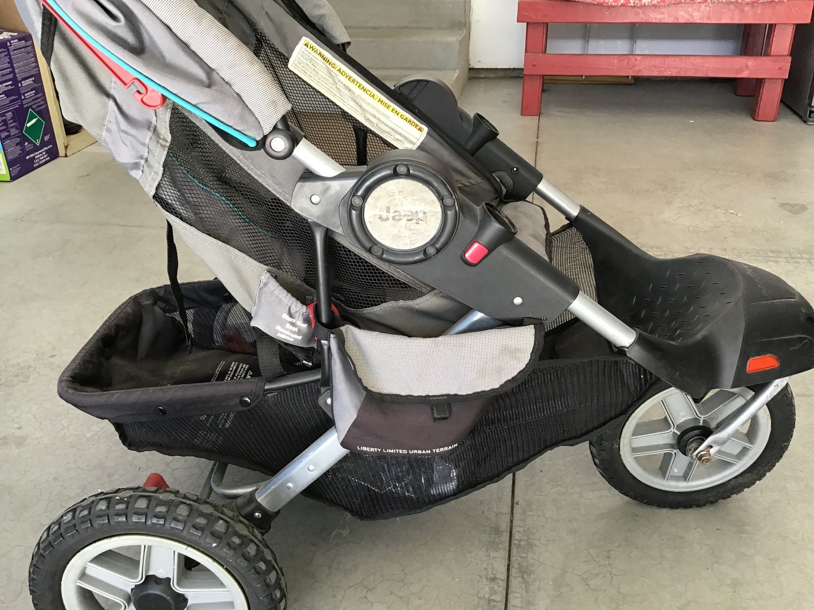 Jogging stroller