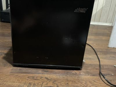Mini fridge