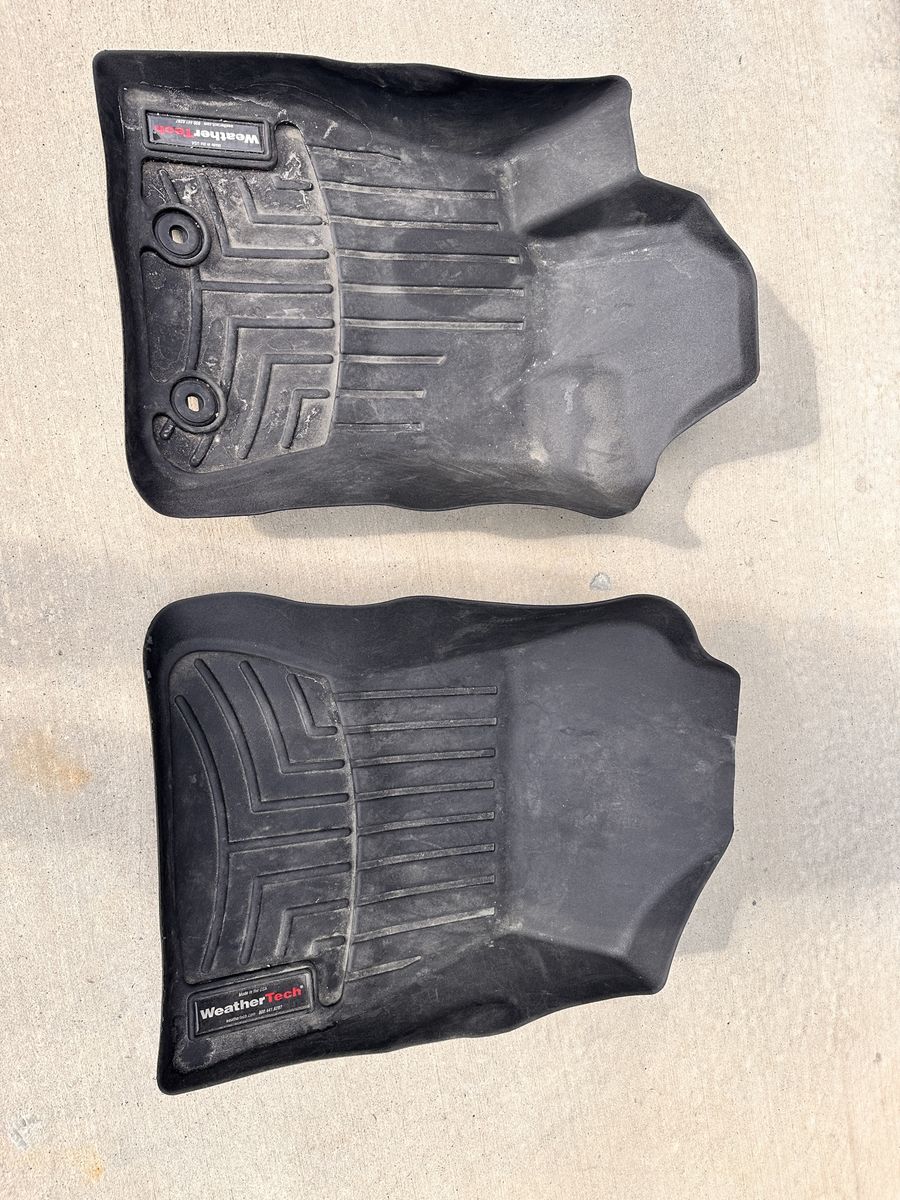 Weather tech floor mats for Subaru Crosstrek 