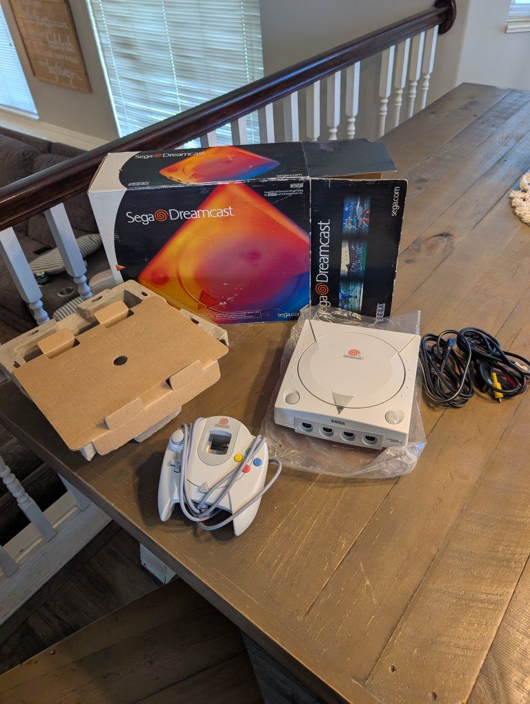 Sega Dreamcast (Mint Condition)