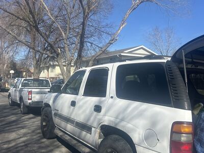 2002 CHEVROLET TAHOE LS