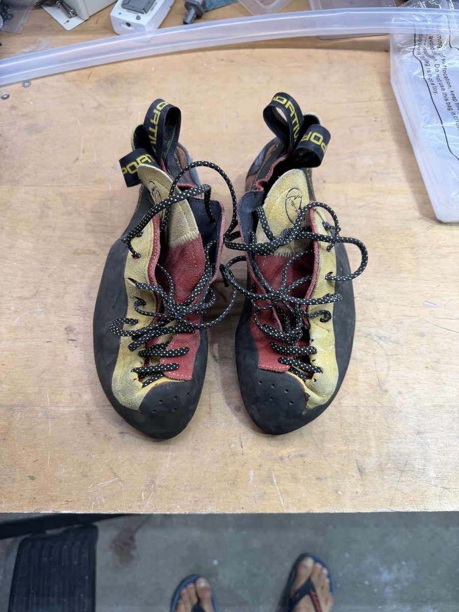 La Sportiva Testarossa Rock Climbing Shoes, Size 42