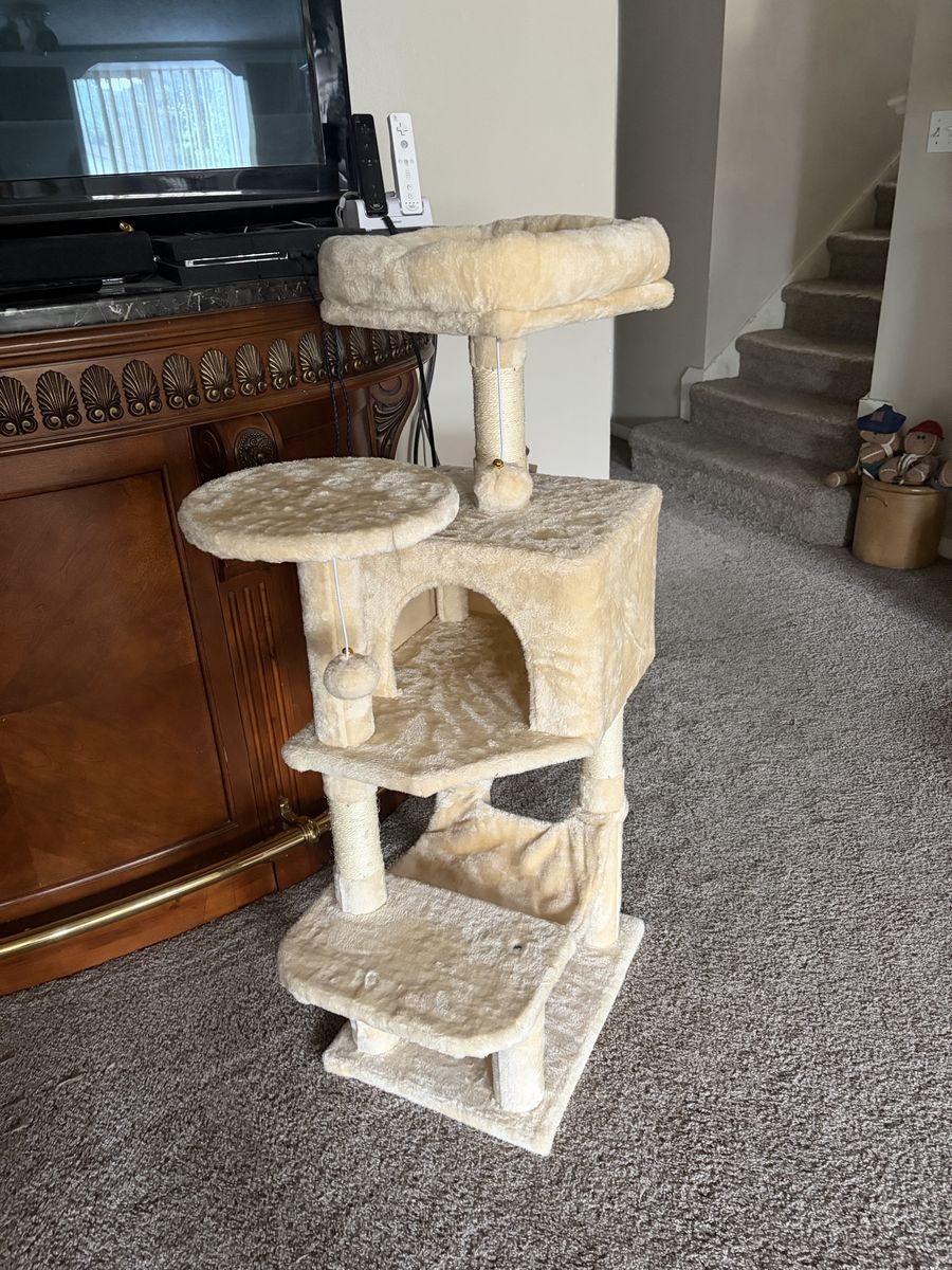 Cat Tree/Tower Multi-Level Activity Center with Scratching Posts & Hammock, Beige,