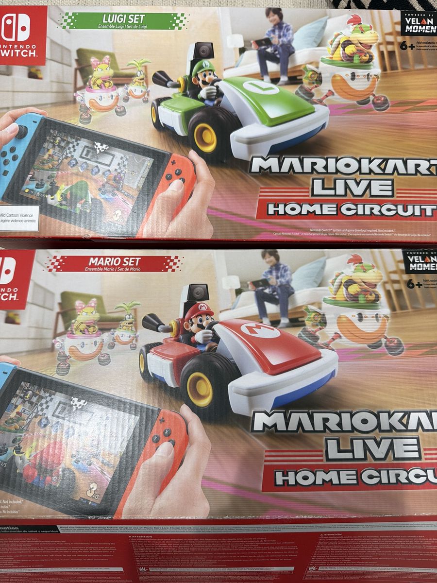 Nintendo Switch Mario Kart Live Home Circuit - Mario Set & Luigi Set