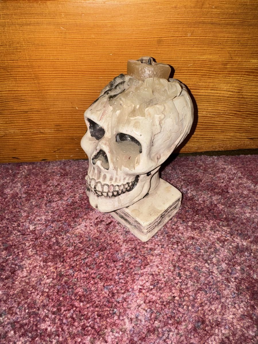 Main image 3