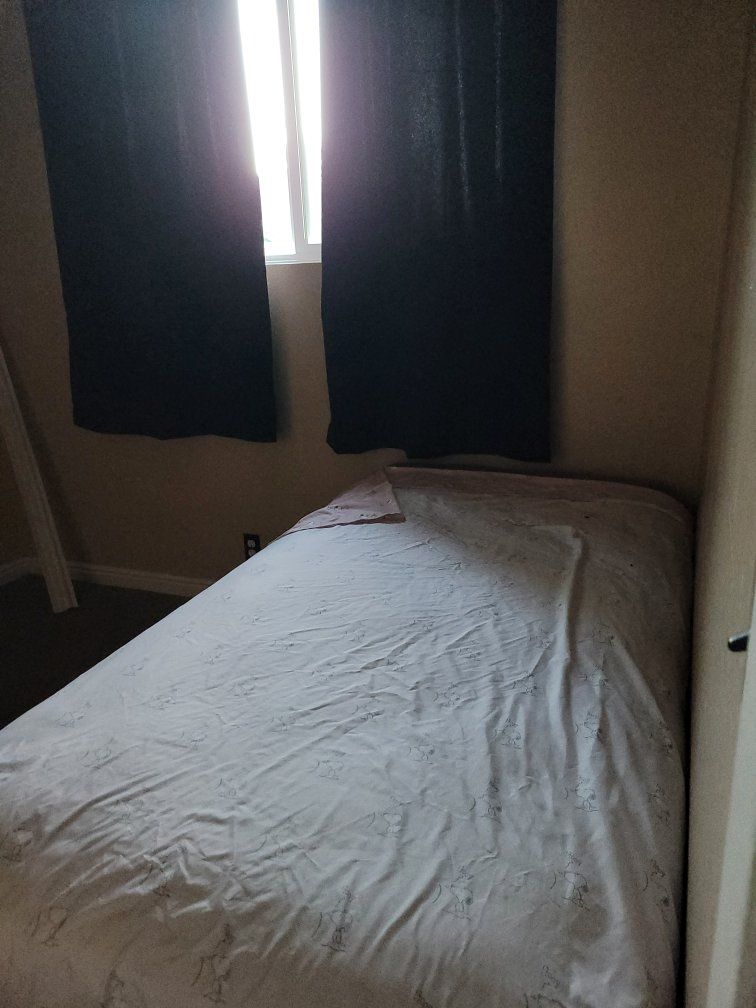 Furnished room for rent