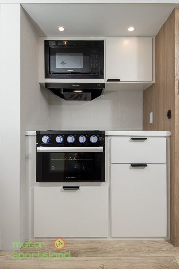 Main image 19