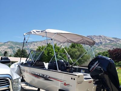 2020 Tracker Pro Guide PGV-165 WT- Fully loaded, turn-key fishing rig (90 HP Mercury, low hours)