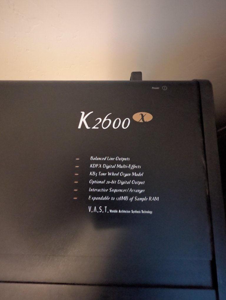 Kurzweil K2600X 88-Key Synthesizer Workstation with KDFX & KB3 Organ Model