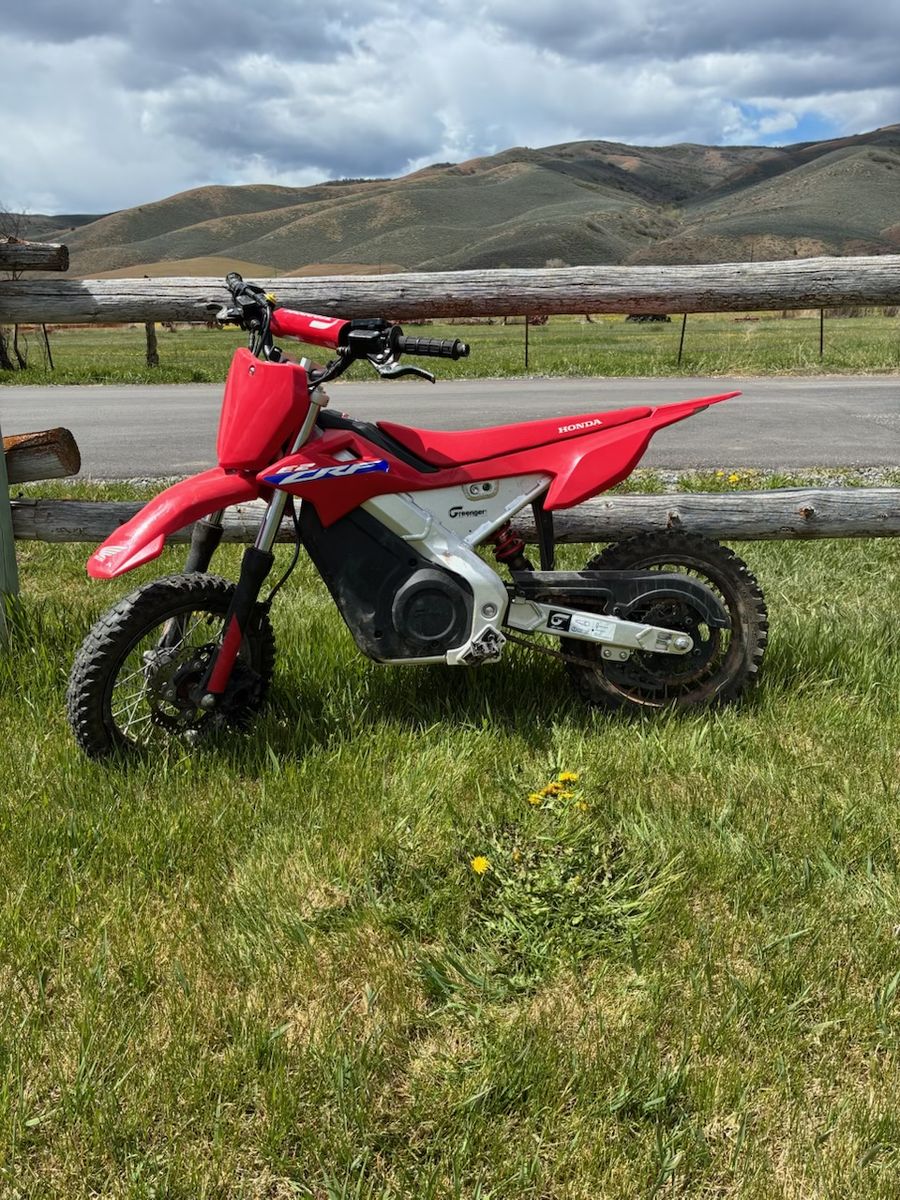 Honda crf E2