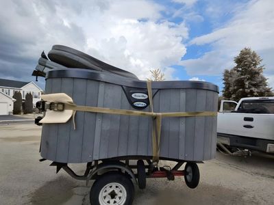 Hot Tub & Spa Removal – Haul‑Away & Relocation