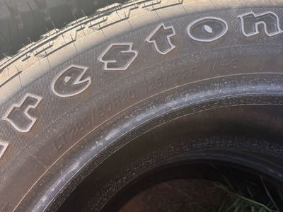 Firestone LT285/60R20 125/122R M+S All-Season Truck/SUV Tires (Set of 4)