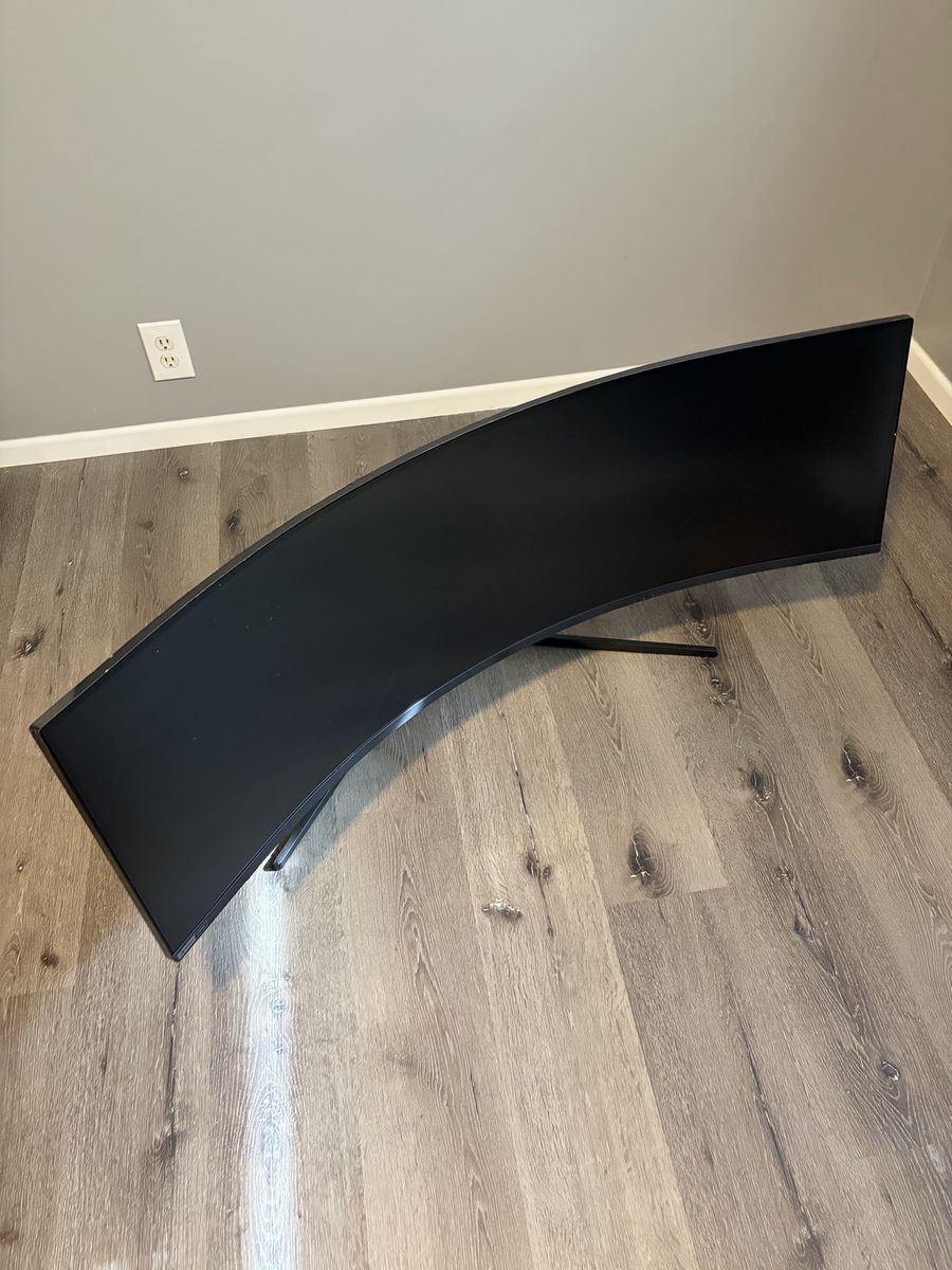 Samsung Odyssey Neo G9 (Model: LS49AG952NNXZA)
