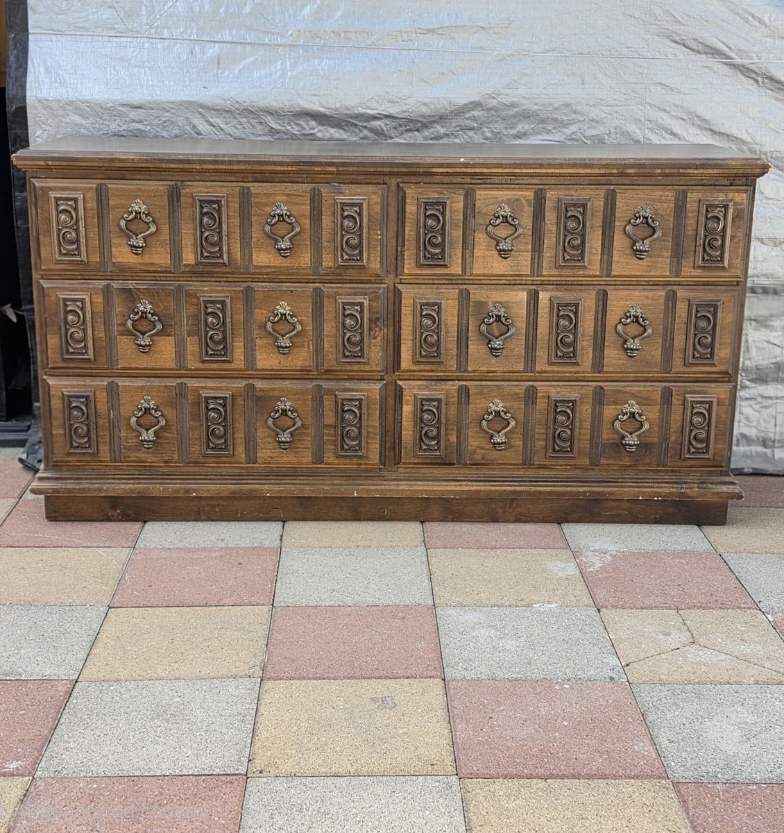 Vintage 6 Drawer Dresser