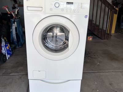 LG Washer • WM2010CW
