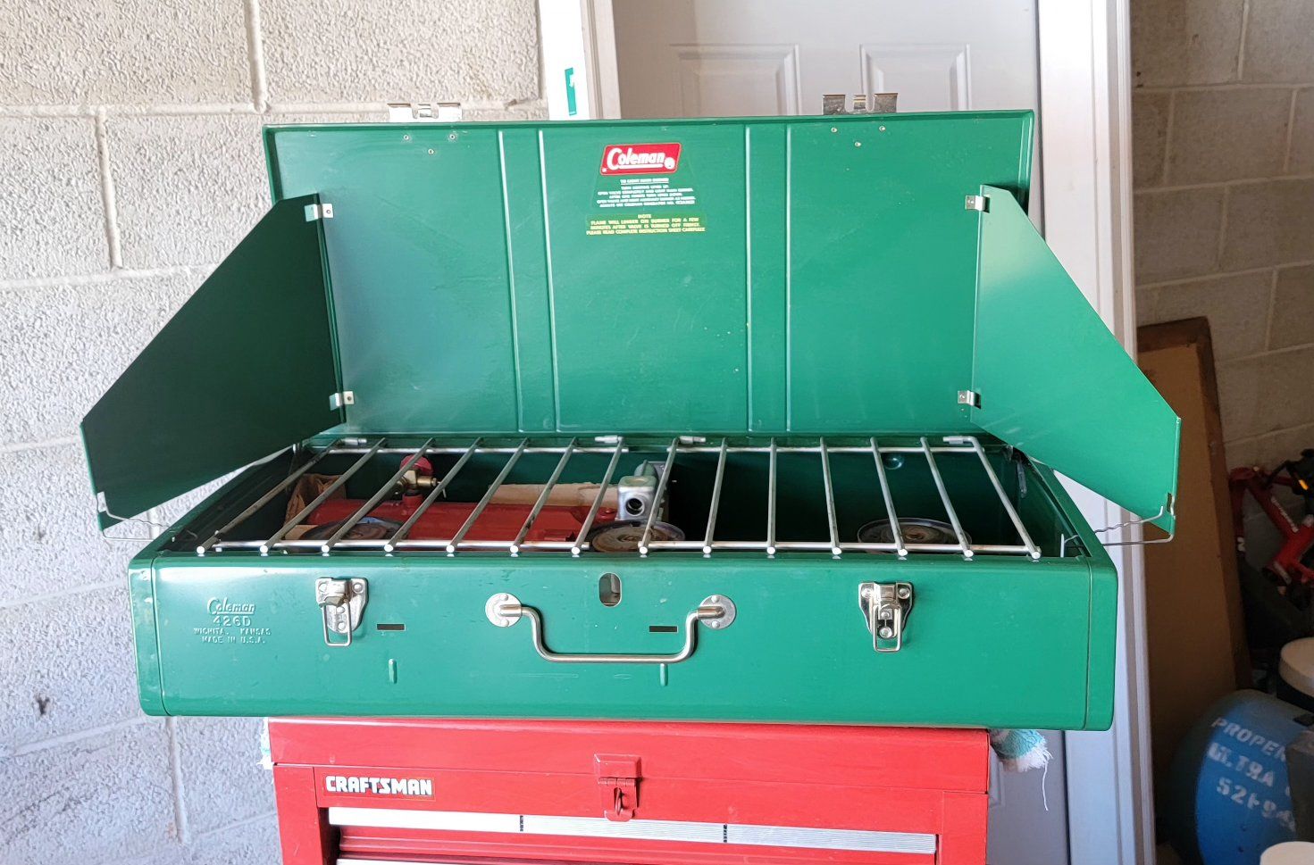 Coleman 3 Burner Camp Stove 426D Model 1965 Excellent Condition Original Box