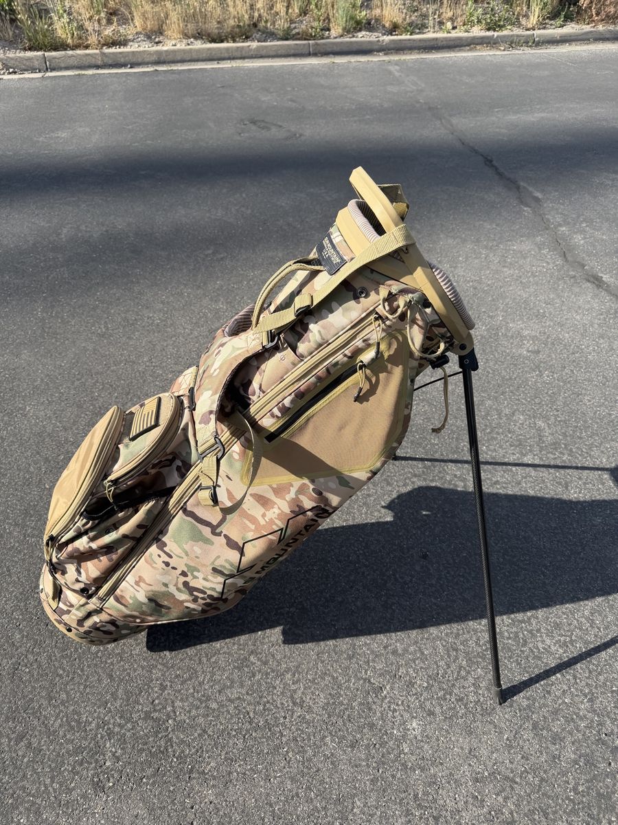 Sun Mountain 3.5 LS golf bag