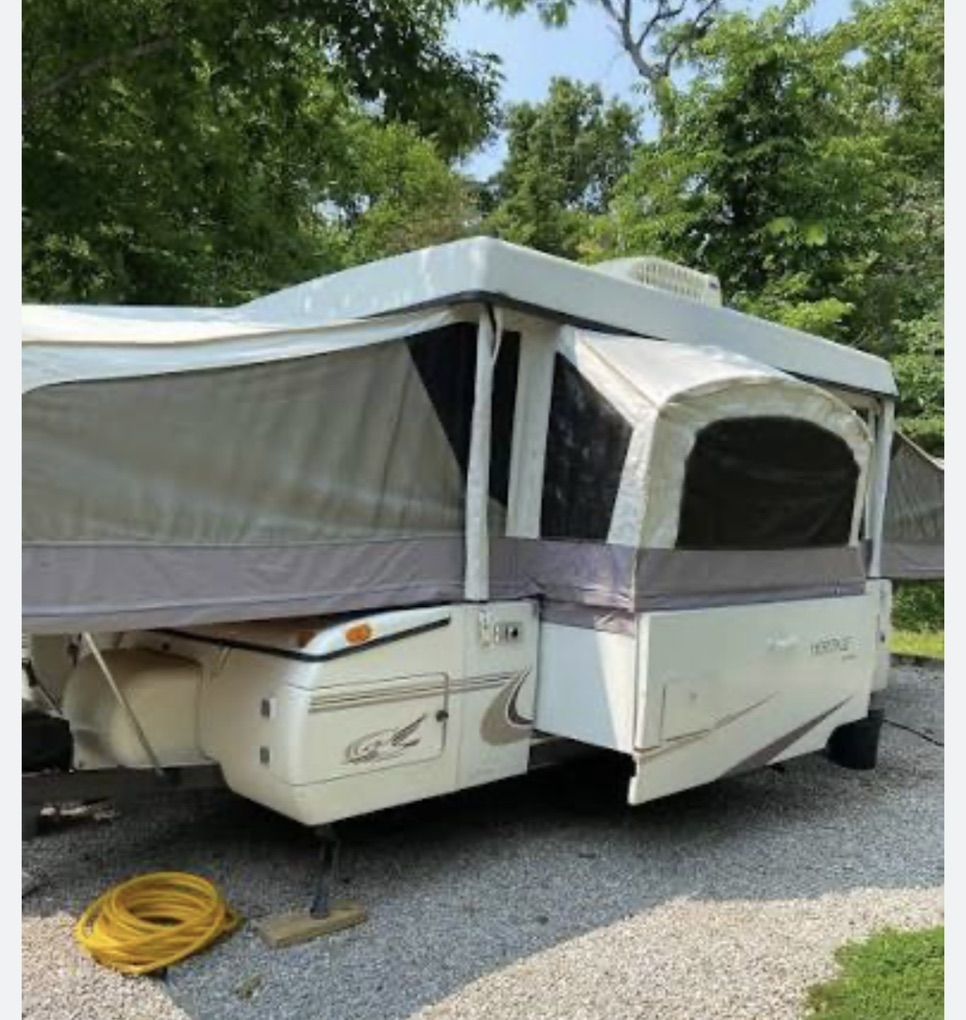 Clean Jayco Heritage AC- Slide Out/solar