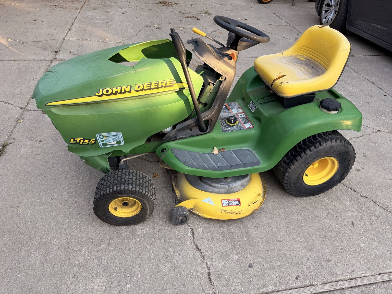 John Deere LT155 Riding Lawn Mower Blown Engine
