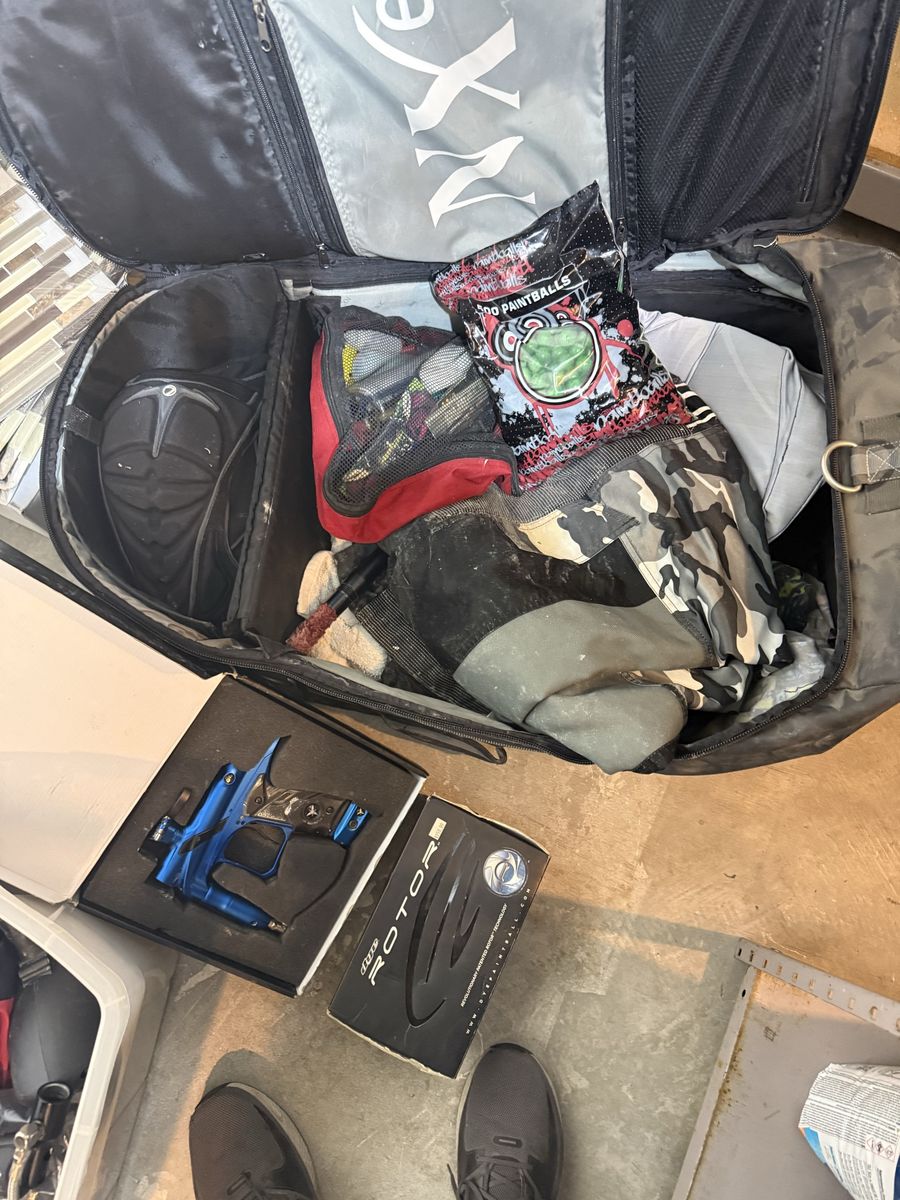 Paintball Gear Lot: NXe Bag, Empire Axe 2.0 Marker, Rotor Loader, G4 Mask, Pods, Tank