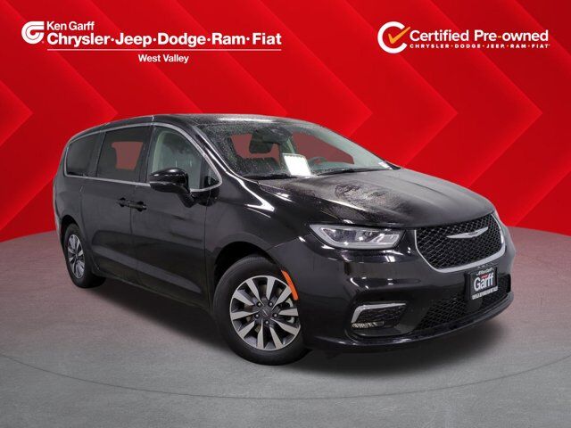 2024 Chrysler Pacifica Plug-In Hybrid Select
