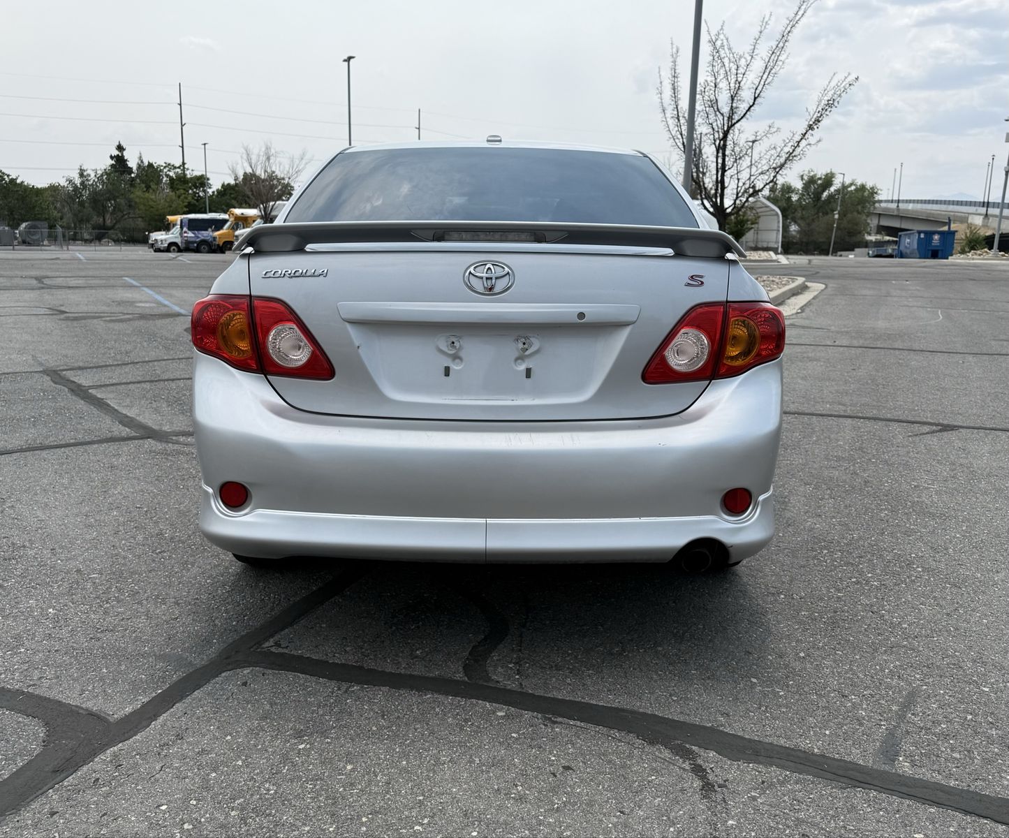 Main image 4