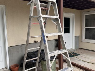 8 foot aluminum ladder