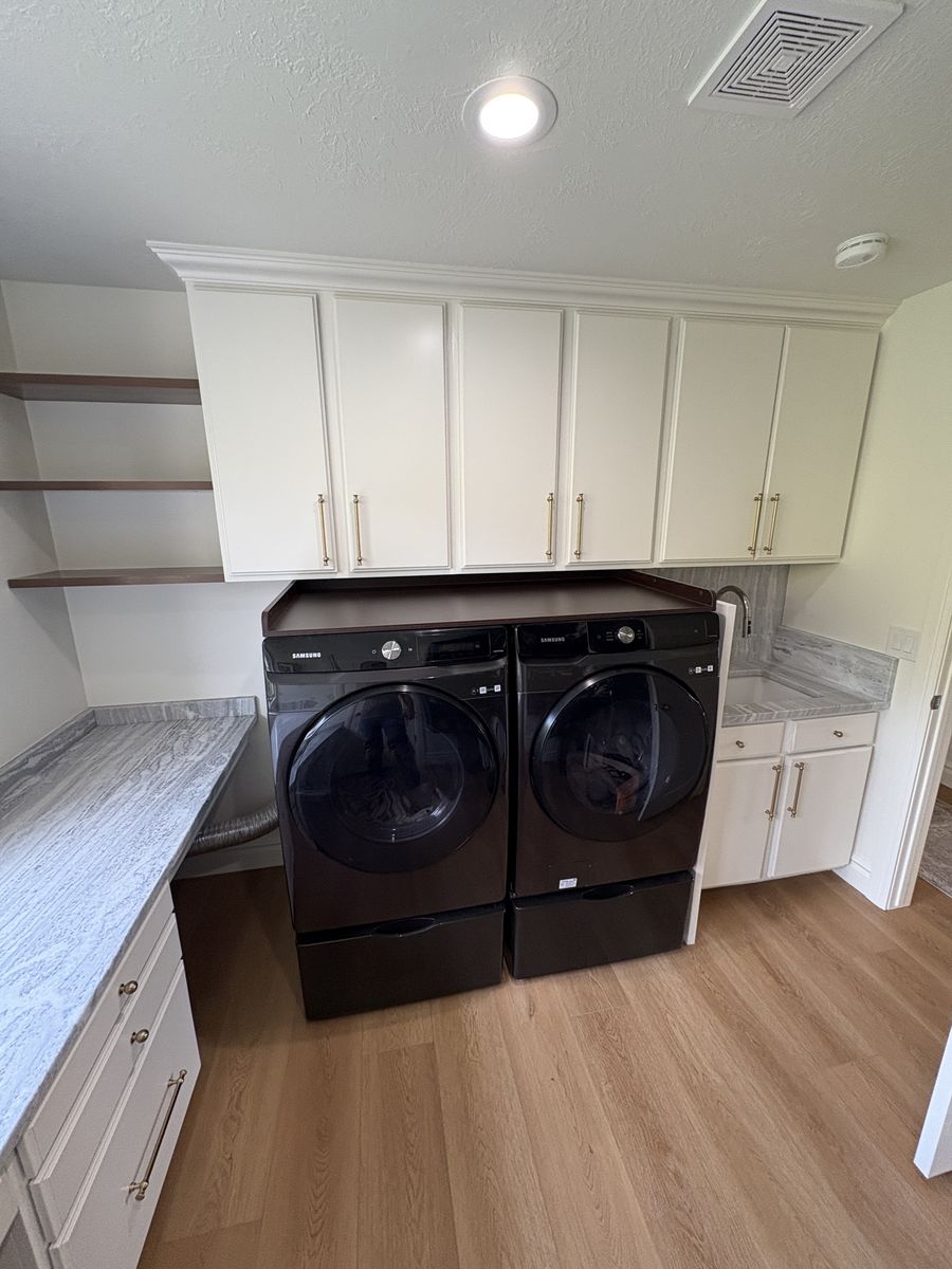 Main image 8
