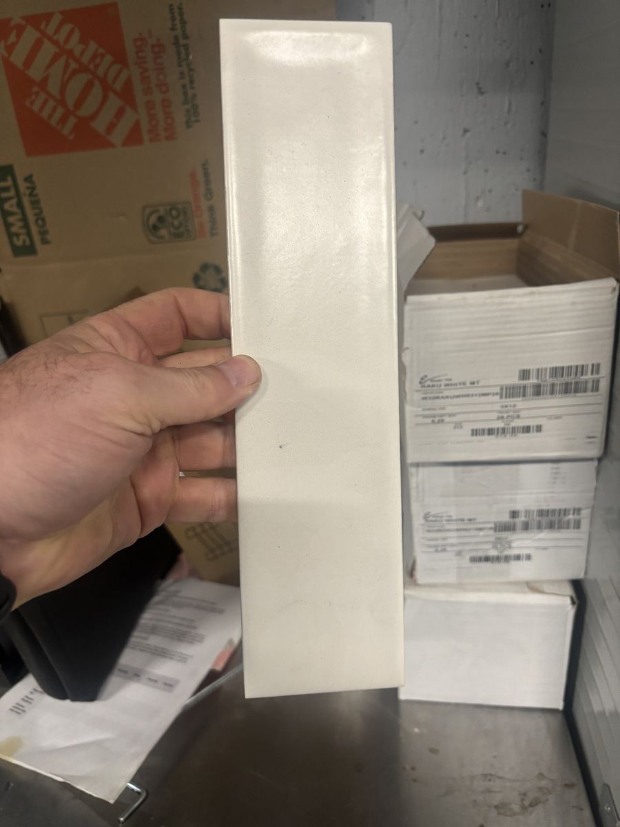 White Subway tile Emser Raku