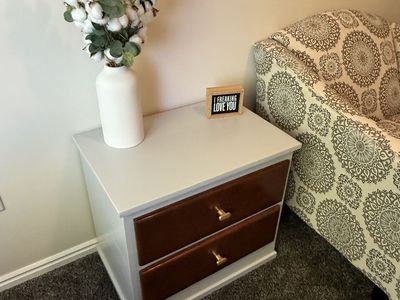 Nightstand/ side table