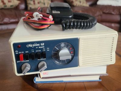 HyGain Marine bands transceiver
