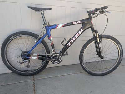Trek OCLV carbon fiber. RockShox SID, XT/XTR, Size L