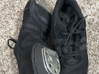 Skazz Clogging Shoes with Stevens Stompers Taps