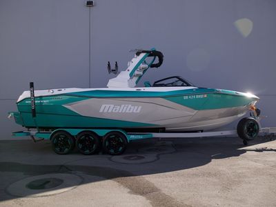 2023 Malibu Boats 26 LSV