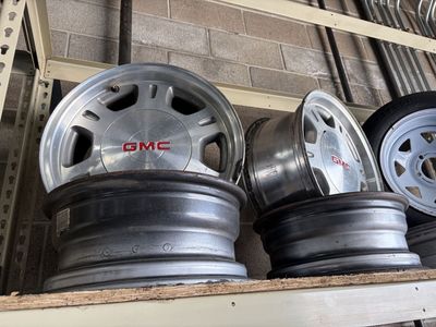 OEM GMC 16” Aluminum Wheels with Center Caps - Set of 4 Silverado 1500 6 lug