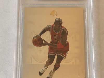 1995 Michael Jordan SP Holoviews #PC5 BGS 8.5