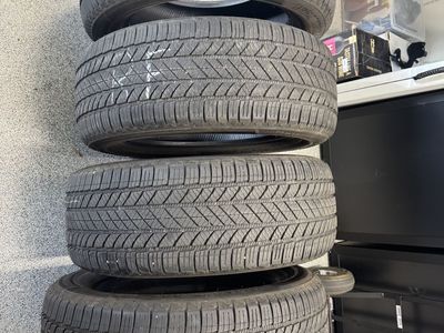 Set of 4xBridgestone 275/55 R20 All Season Tires