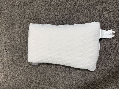Tempur-Pedic Tempur Adapt ProLo Pillow with Removable Cover