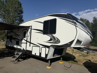 2021 Grand Design Reflection 240RL