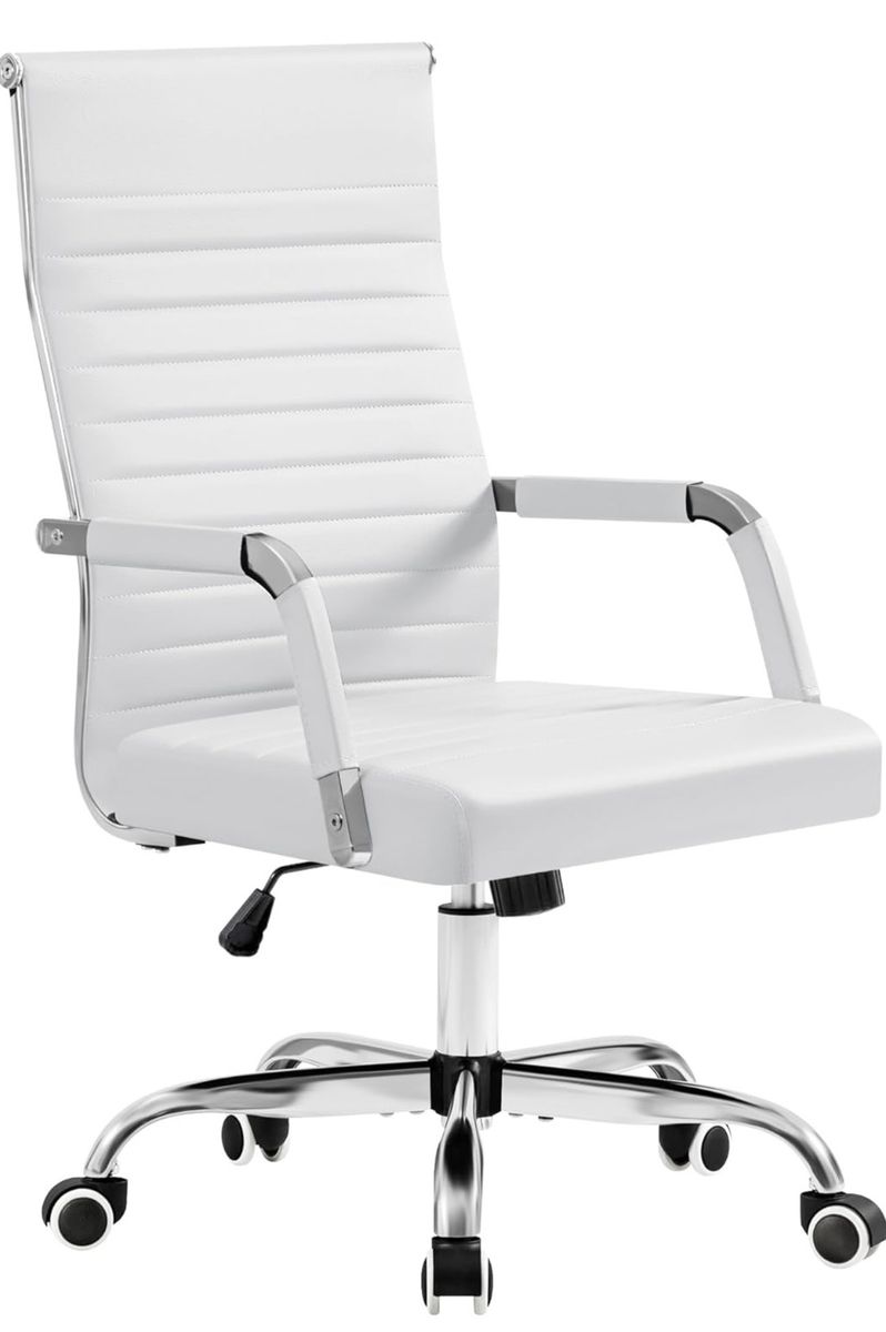 White Modern Office/Desk Chair
