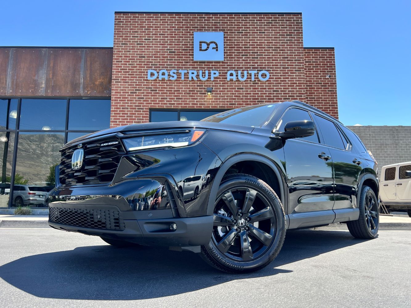 2025 Honda Pilot Black Edition