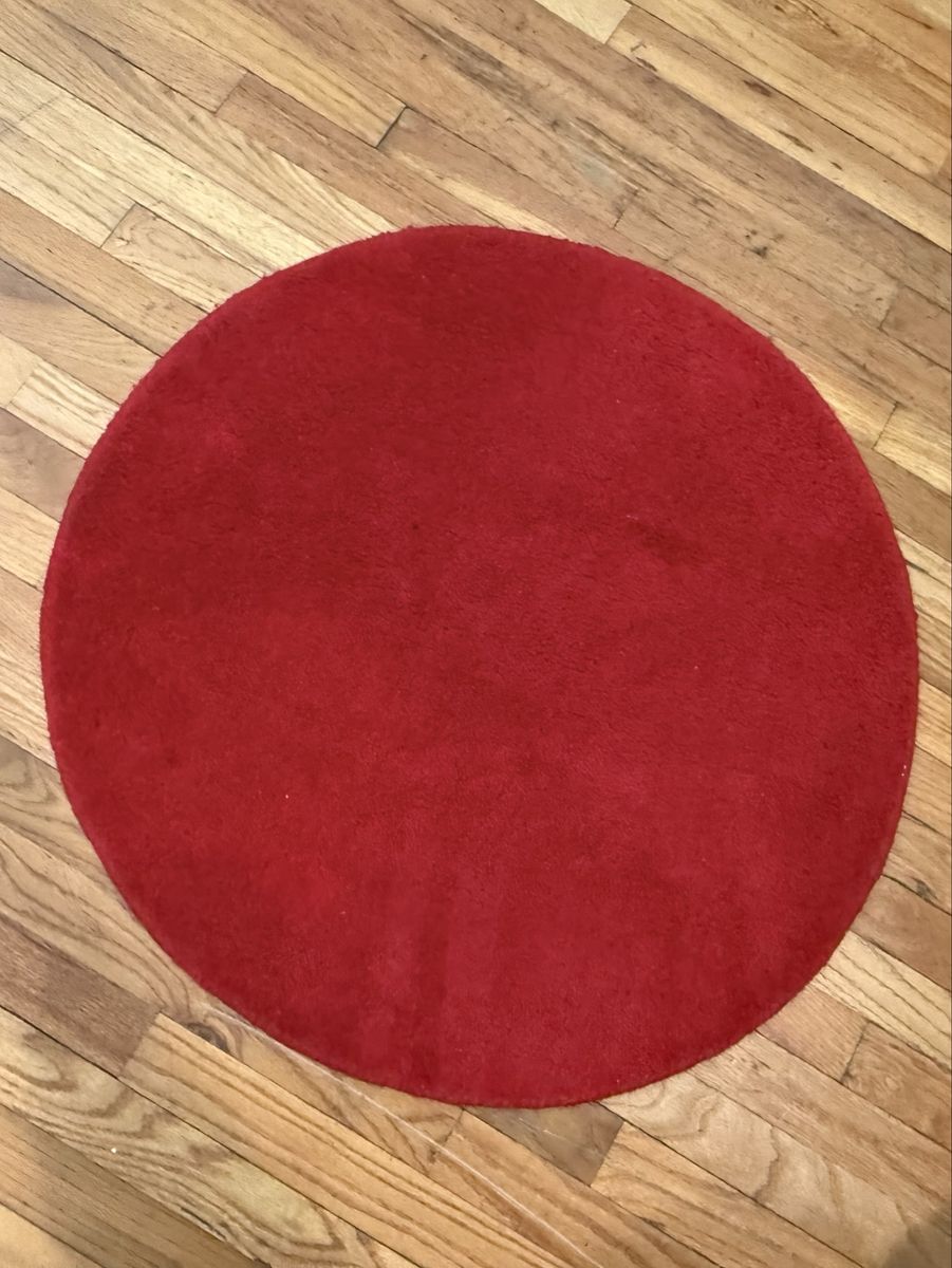 Red Round Area Rug - 26 Diameter