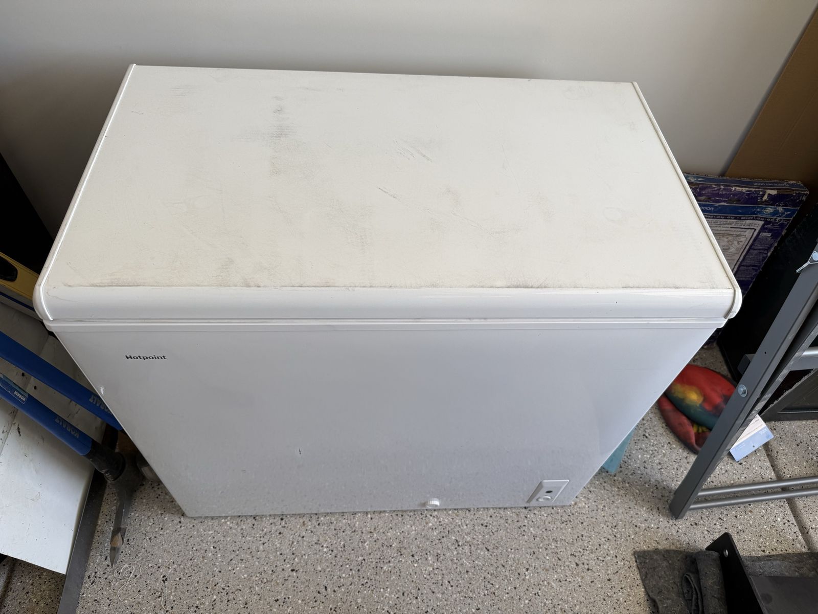 Main image 3