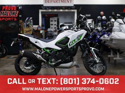 2026 KAWASAKI KLE 500 SE ABS Pearl Blizzard White