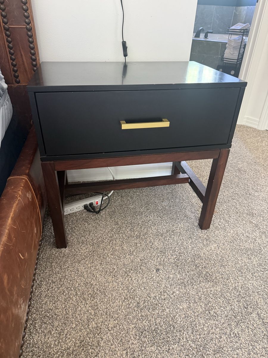 Nightstand set