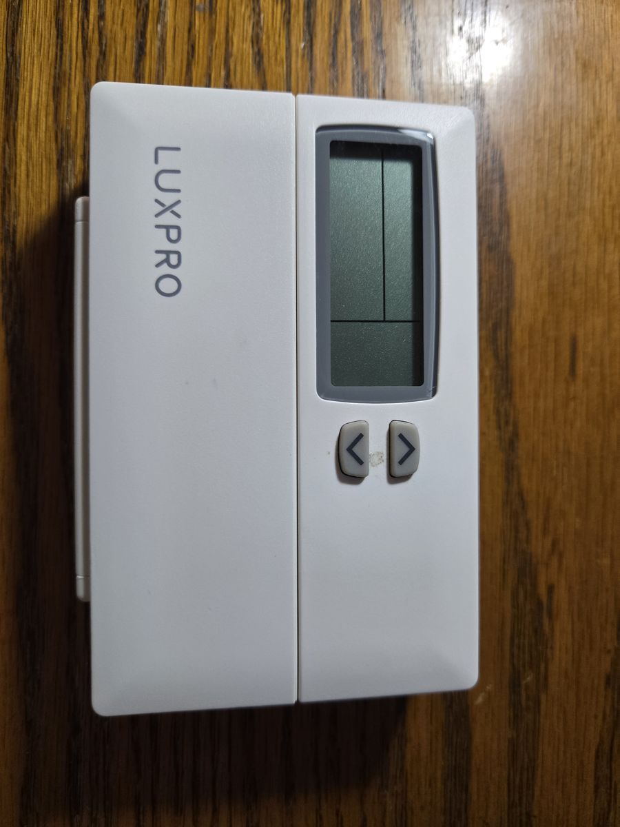 LuxPro PSP511LCa digital Programmable Electric Thermostat