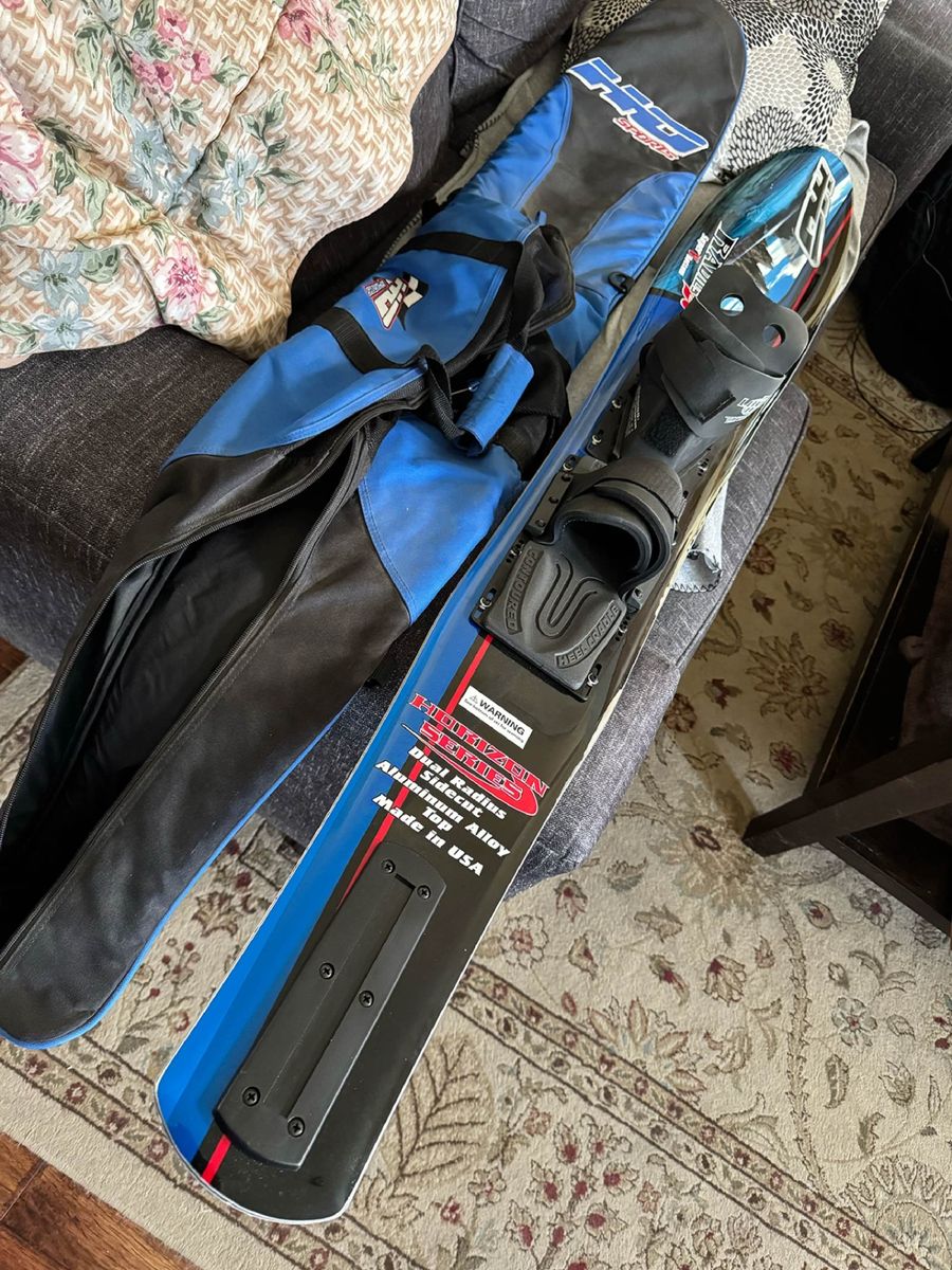 Horizon Radius 2S Slalom Ski, 64.25″ Super V Bottom, Adjustable Bindings, Cover