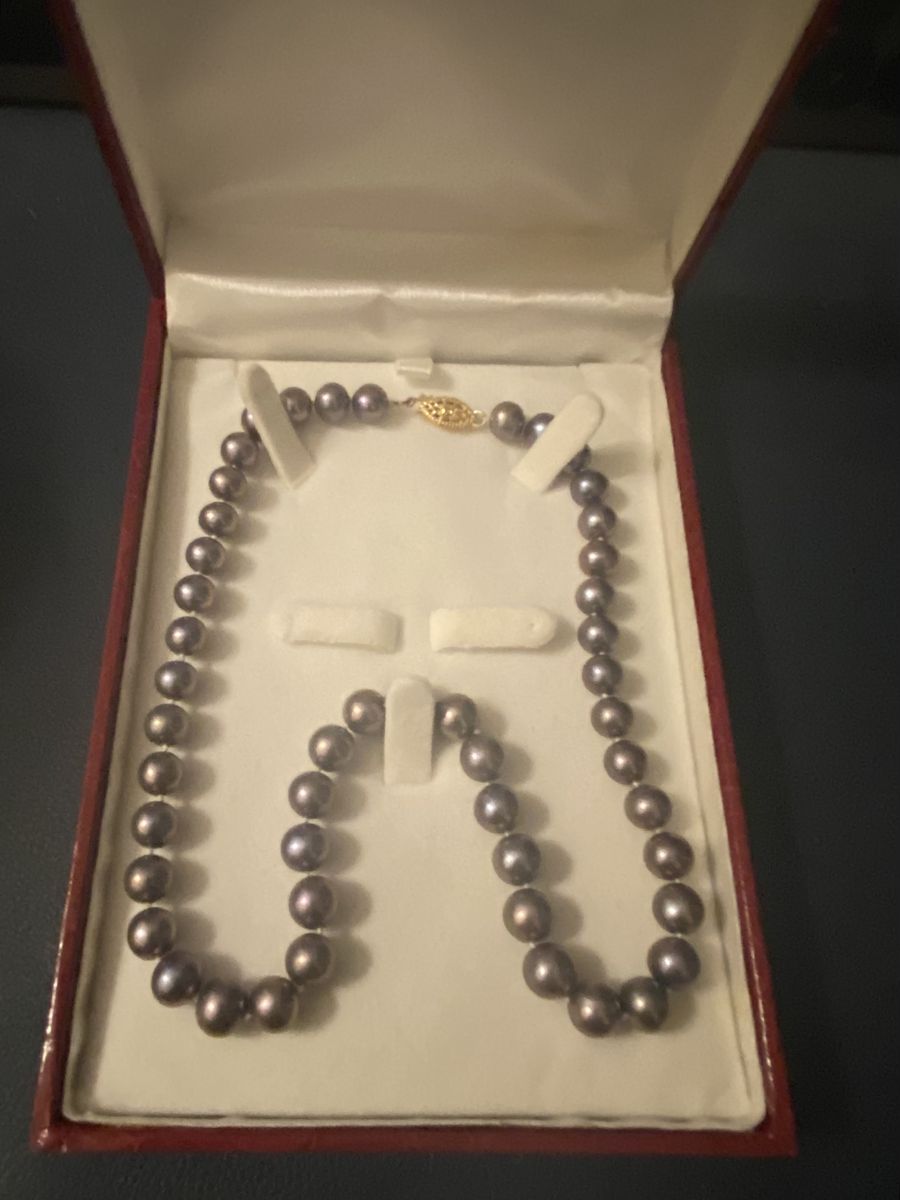 New Black Pearl Necklace