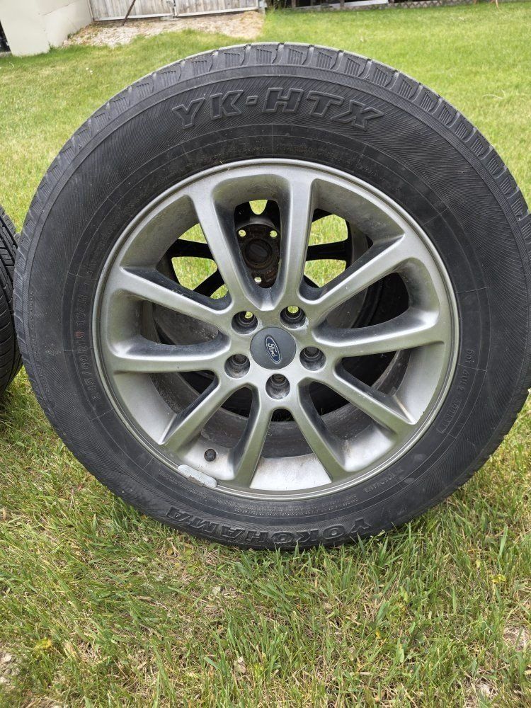 Main image 3